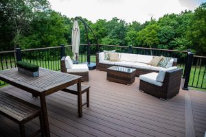 Why Hiring Professional Deck Builders Is Worth the Investment